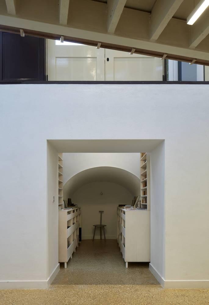 187_JB_HR_24.jpg 187_JB_HR_24.jpg