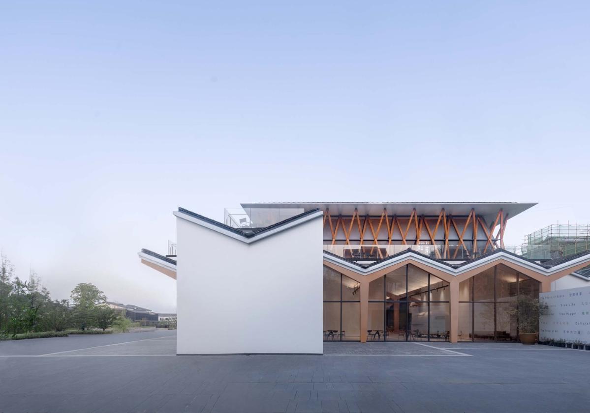 7_東側外觀圖_View_from_the_East_攝影:梁山_Photographer_LIANG_Shan.jpg 7_東側外觀圖_View_from_the_East_攝影:梁山_Photographer_LIANG_Shan.jpg