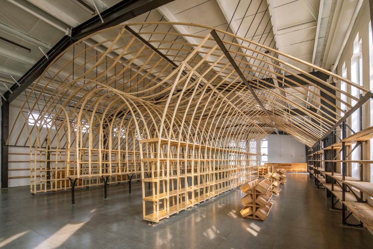 入口處看主展架.jpg 入口處看主展架.jpg