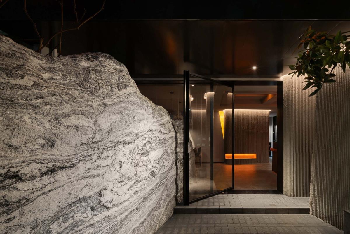 巨石細節Stone_View_1.jpg 巨石細節Stone_View_1.jpg